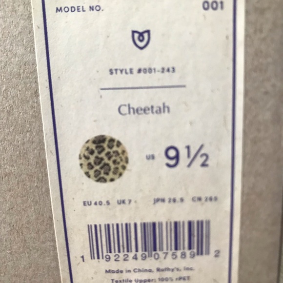 *Limited Edition* Rothy's The Flat CHEETAH
SIZE: 8,9.5,10 - Picture 7 of 14